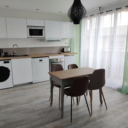 Appartement Climatise Avec Balcon,Wifi, Proche Remparts أفينيون المظهر الخارجي الصورة