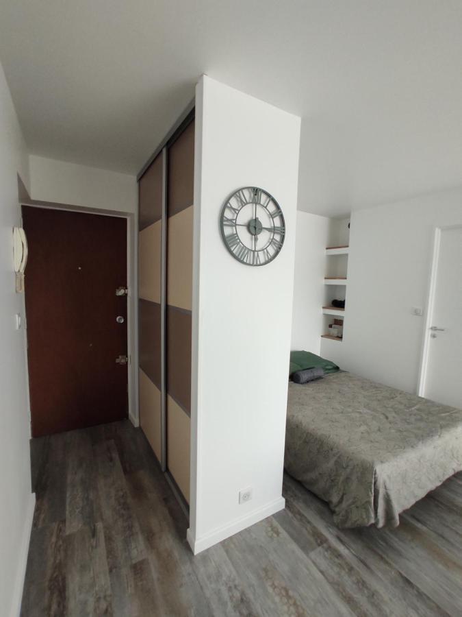 Appartement Climatise Avec Balcon,Wifi, Proche Remparts أفينيون المظهر الخارجي الصورة